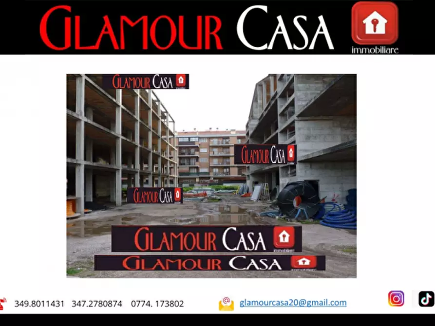 Immagine 3 di Palazzo in vendita  in Via delle Case Rosse a Roma