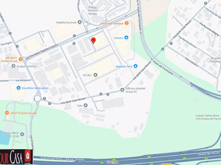 Immagine 9 di Palazzo in vendita  in Via delle Case Rosse a Roma