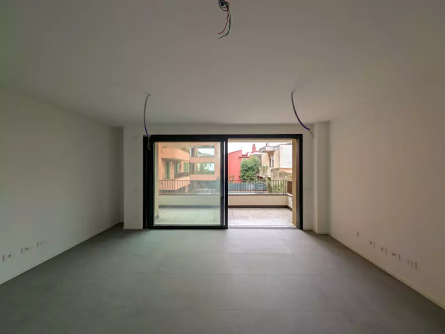 Immagine 3 di Appartamento in vendita  a Villafranca Di Verona