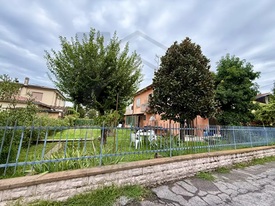 Immagine 1 di Casa indipendente in vendita  in Via Cantore a Abano Terme
