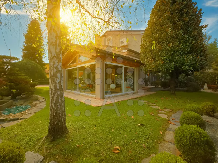 Immagine 1 di Casa bifamiliare in vendita  a Montegrotto Terme