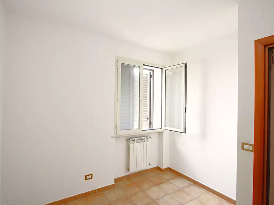 Immagine 15 di Appartamento in vendita  in Via Vittorio Emanuele a Casarano