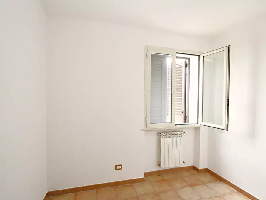 Immagine 16 di Appartamento in vendita  in Via Vittorio Emanuele a Casarano