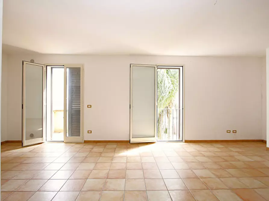 Immagine 21 di Appartamento in vendita  in Via Vittorio Emanuele a Casarano