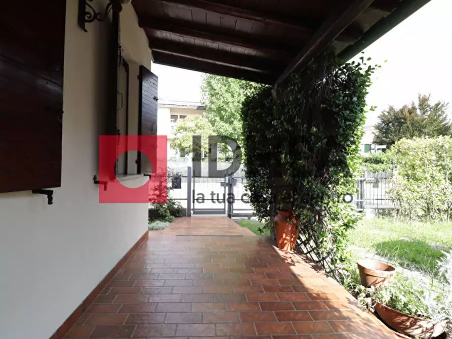 Immagine 18 di Casa indipendente in vendita  in Strada Di Santa Bona Vecchia a Treviso