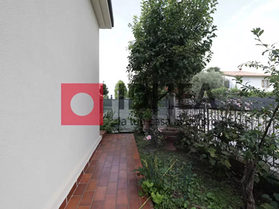 Immagine 19 di Casa indipendente in vendita  in Strada Di Santa Bona Vecchia a Treviso