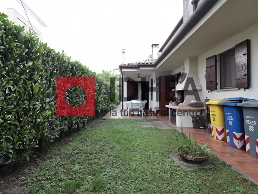 Immagine 21 di Casa indipendente in vendita  in Strada Di Santa Bona Vecchia a Treviso