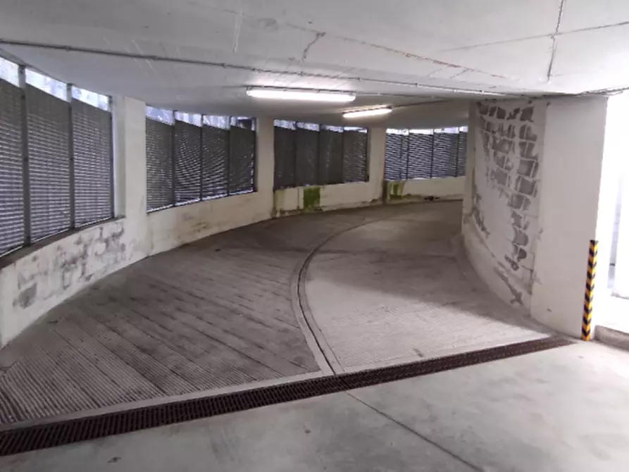 Immagine 2 di Garage in affitto  in via Mameli a Rapallo