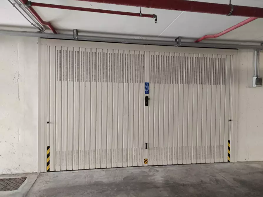 Immagine 4 di Garage in affitto  in via Mameli a Rapallo