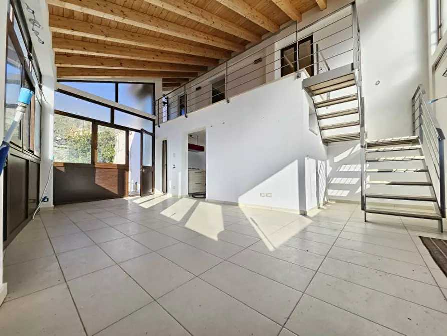 Immagine 1 di Appartamento in vendita  in Via Esterna San Nicola a Monreale