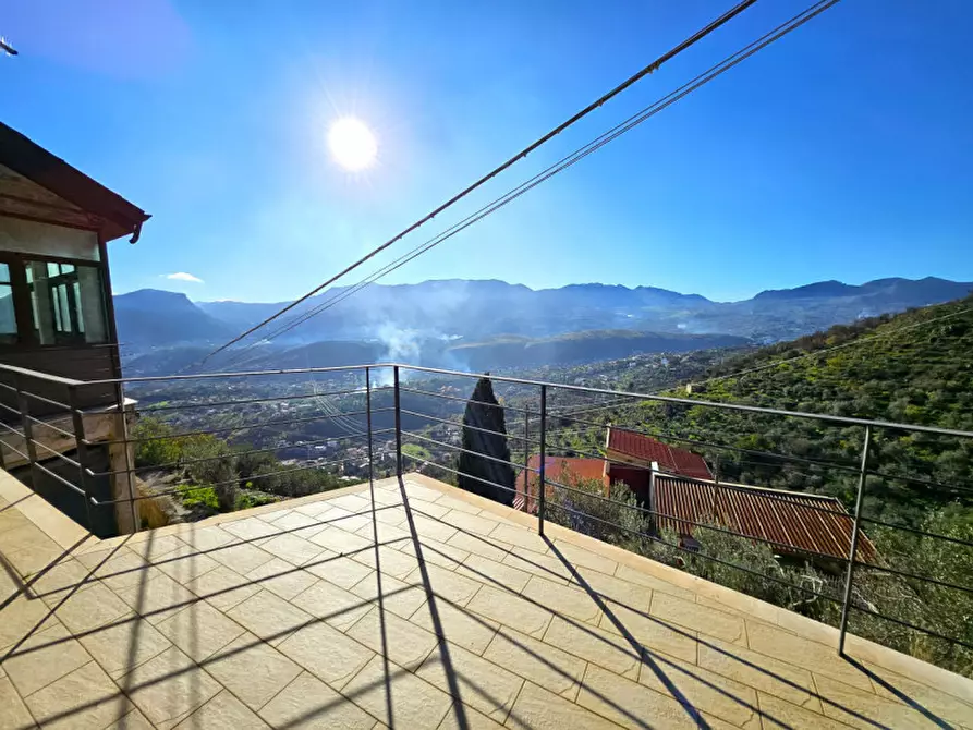 Immagine 5 di Appartamento in vendita  in Via Esterna San Nicola a Monreale