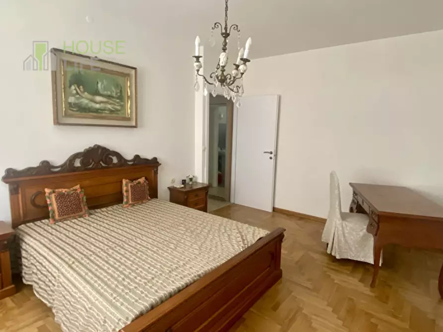 Immagine 8 di Appartamento in vendita  in via dei Castellani a Schio