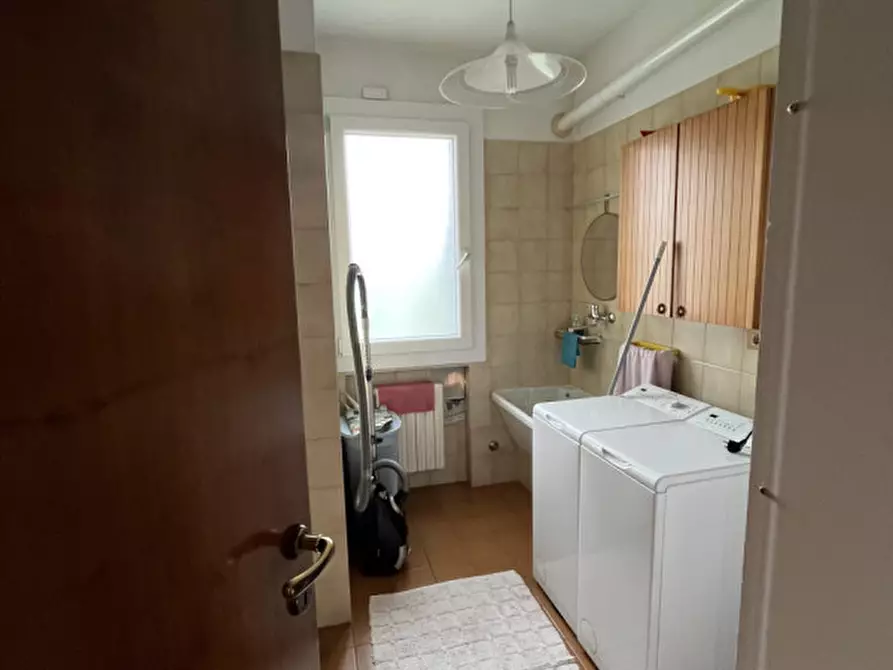 Immagine 10 di Casa indipendente in vendita  in Via Scortegara a Mirano