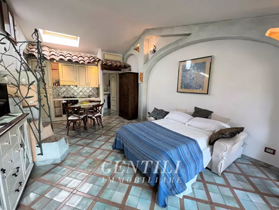 Immagine 1 di Appartamento in vendita  in Via della Chiase a Arzachena