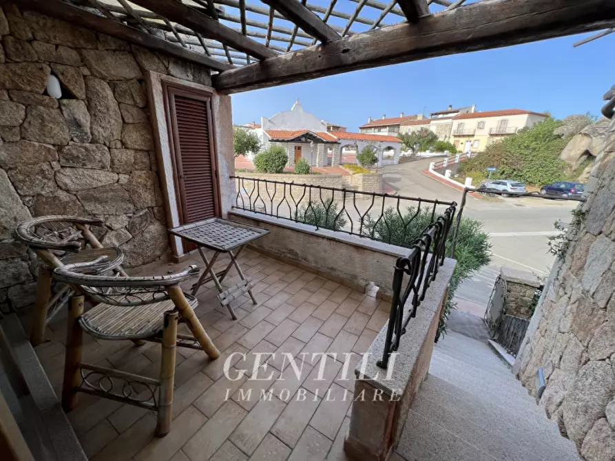 Immagine 11 di Appartamento in vendita  in Via della Chiase a Arzachena