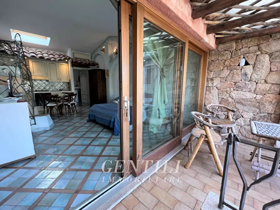 Immagine 12 di Appartamento in vendita  in Via della Chiase a Arzachena