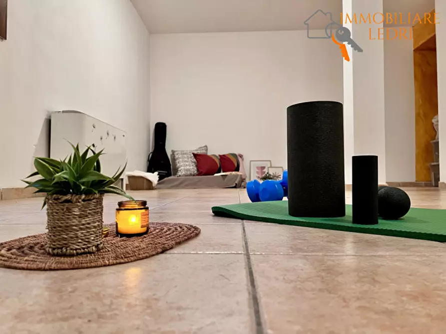 Immagine 11 di Appartamento in vendita  in via Montenezzi a Bussolengo