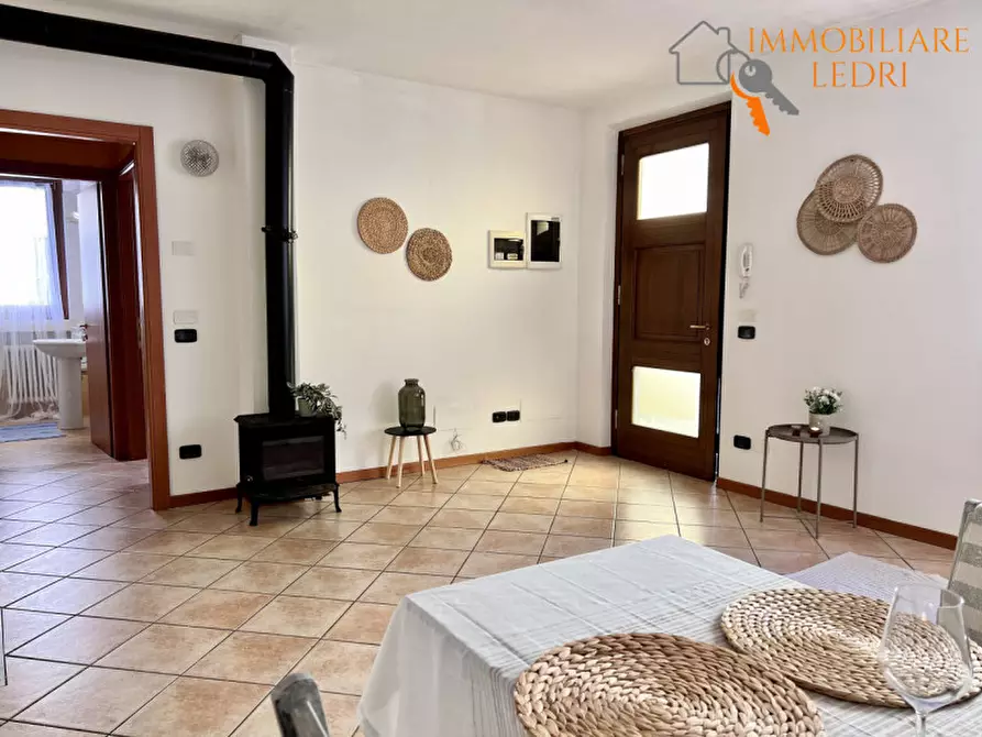 Immagine 16 di Appartamento in vendita  in via Montenezzi a Bussolengo