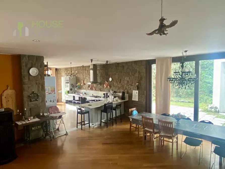 Immagine 3 di Appartamento in vendita  in Via Alessandro Rossi a Piovene Rocchette