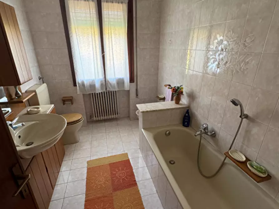 Immagine 7 di Casa indipendente in vendita  in VIA CHIESA a Cinto Euganeo