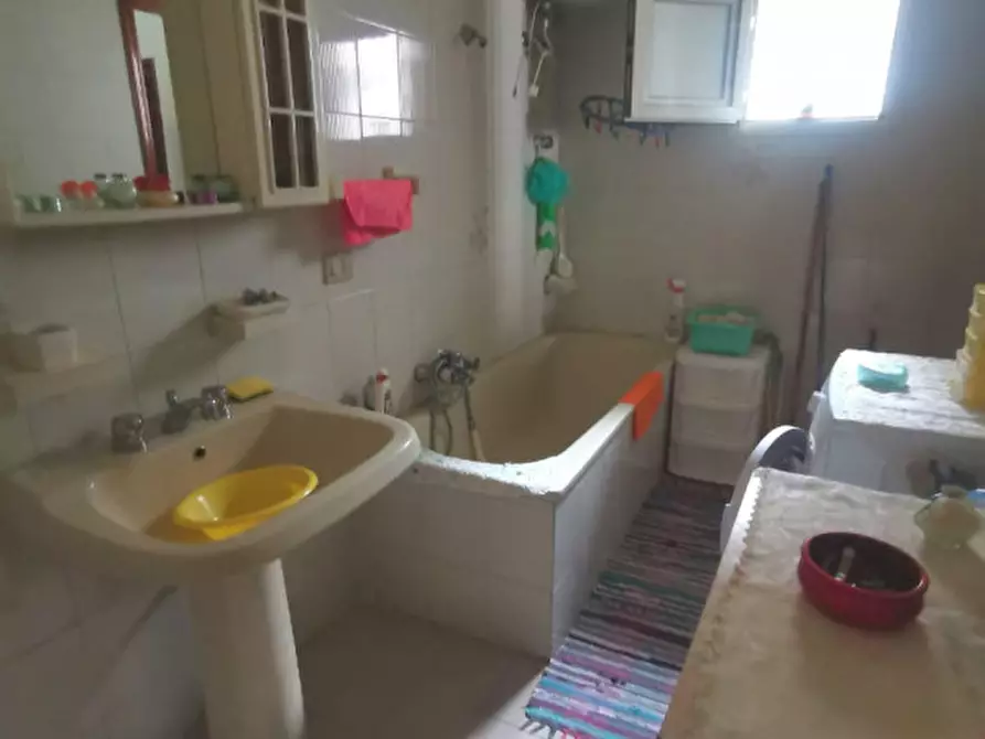 Immagine 10 di Appartamento in vendita  in Via Ercolino Scalfaro a Catanzaro