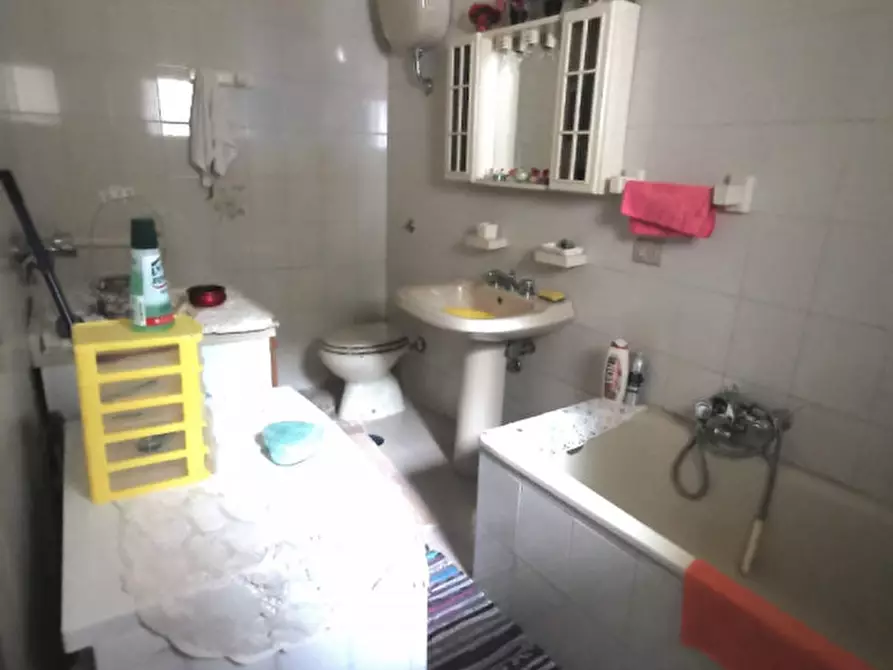 Immagine 13 di Appartamento in vendita  in Via Ercolino Scalfaro a Catanzaro