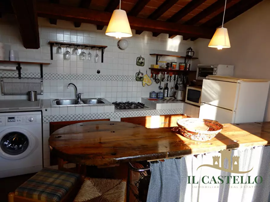 Immagine 3 di Appartamento in vendita  in Via Sensini a Paciano