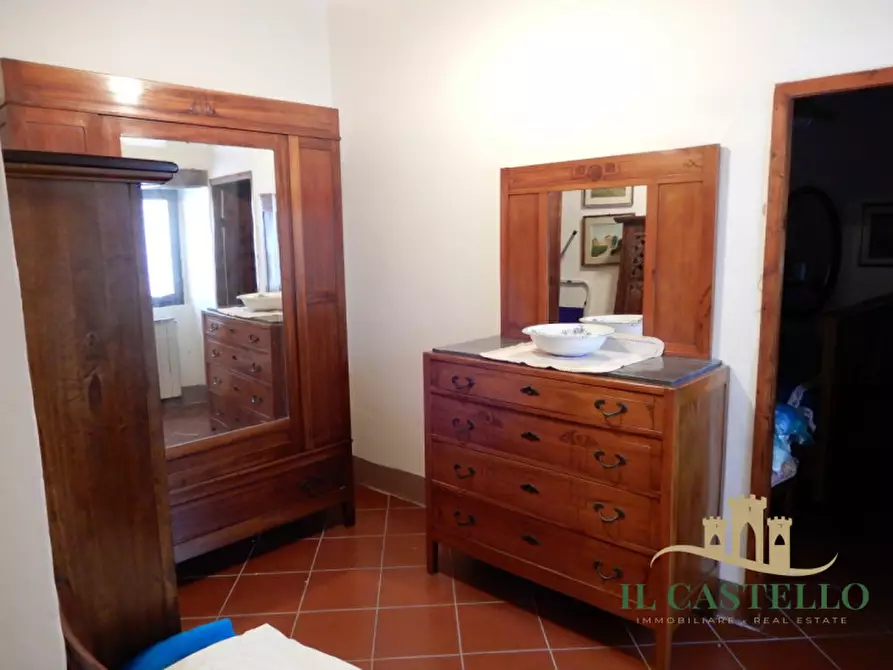 Immagine 10 di Appartamento in vendita  in Via Sensini a Paciano