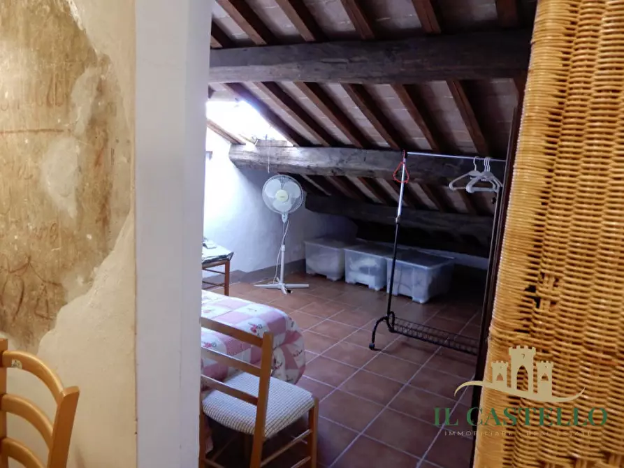 Immagine 16 di Appartamento in vendita  in Via Sensini a Paciano