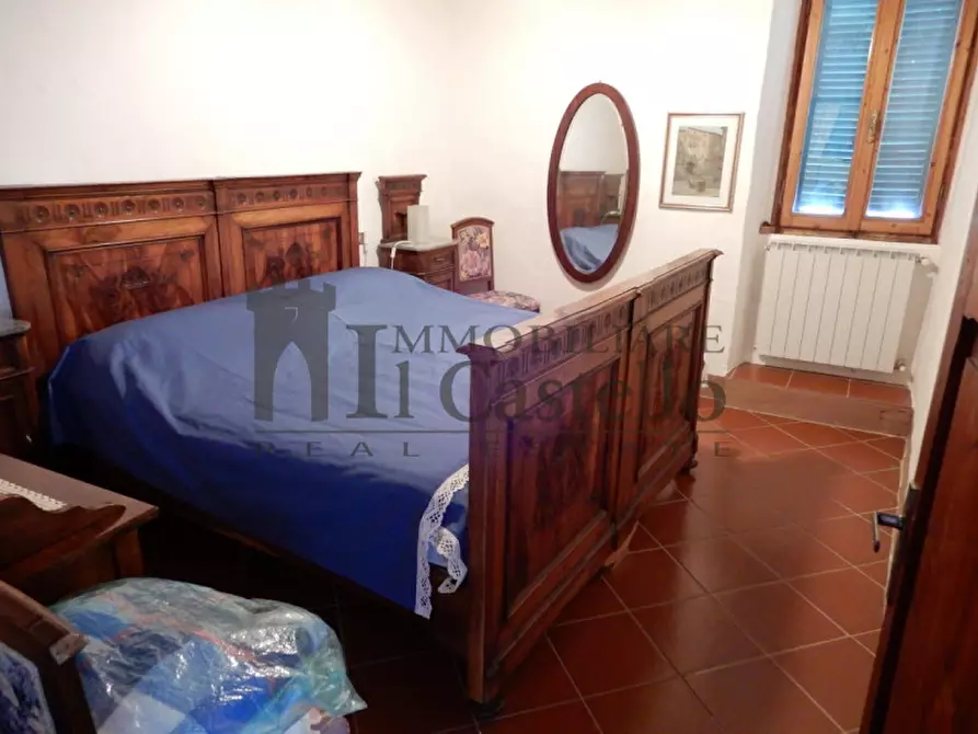 Immagine 9 di Appartamento in vendita  in Via Sensini a Paciano