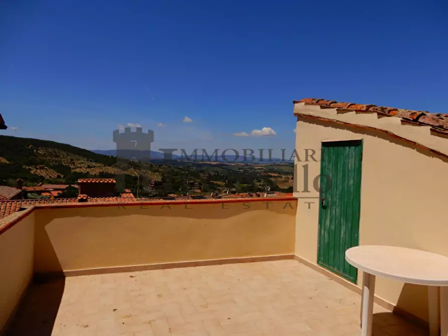 Immagine 20 di Appartamento in vendita  in Via Sensini a Paciano