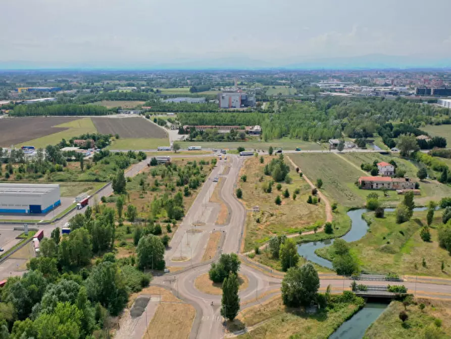 Immagine 14 di Terreno in vendita  in Via del Commercio a Parma