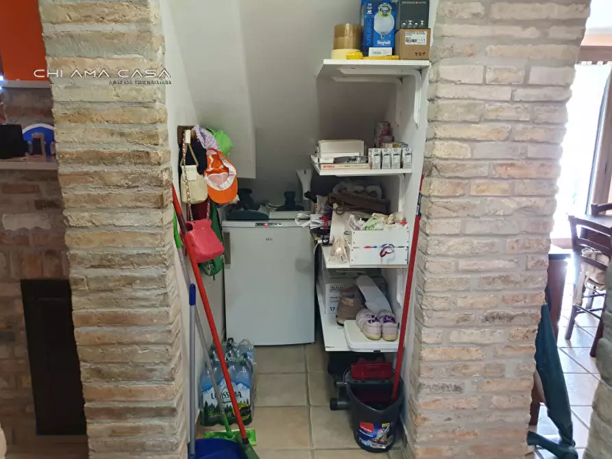 Immagine 7 di Casa indipendente in vendita  a Urbino