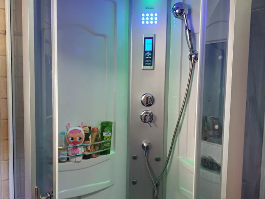 Immagine 10 di Casa indipendente in vendita  a Urbino