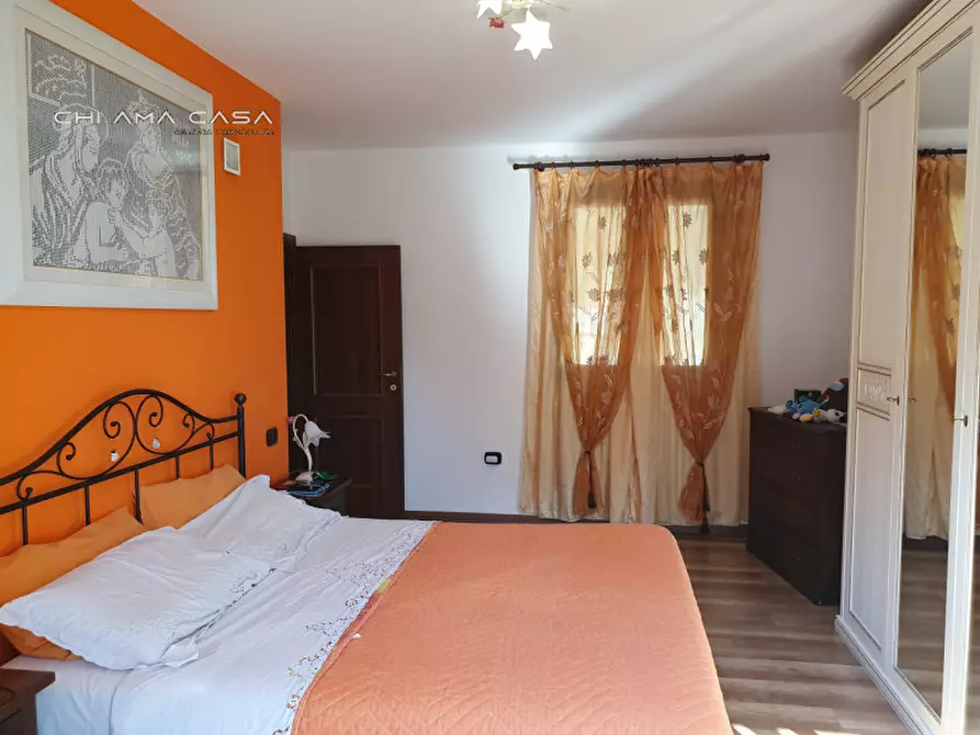 Immagine 17 di Casa indipendente in vendita  a Urbino