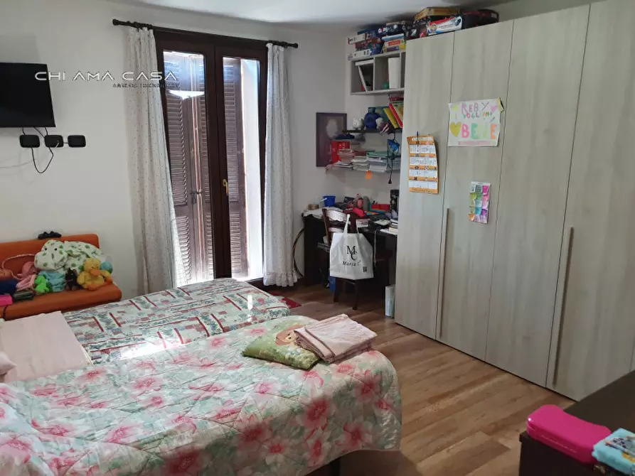 Immagine 21 di Casa indipendente in vendita  a Urbino