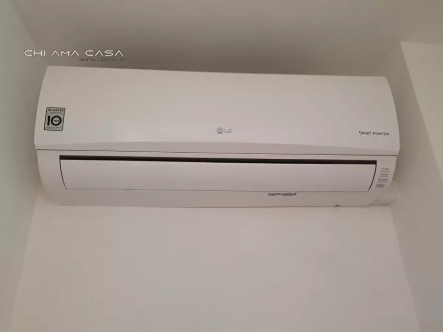 Immagine 22 di Casa indipendente in vendita  a Urbino