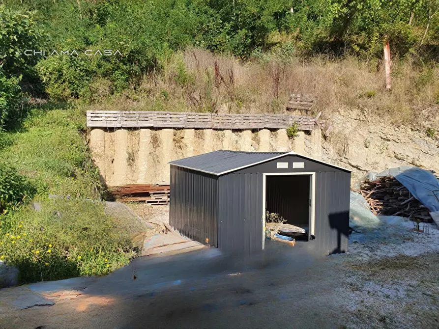 Immagine 25 di Casa indipendente in vendita  a Urbino
