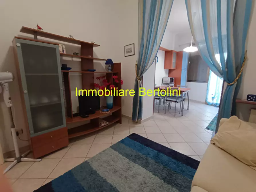 Immagine 5 di Appartamento in vendita  in PIAZZA COLOMBO a San Remo