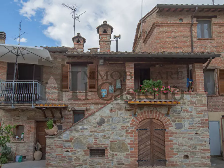 Immagine 1 di Villetta a schiera in vendita  in Panicarola a Castiglione Del Lago