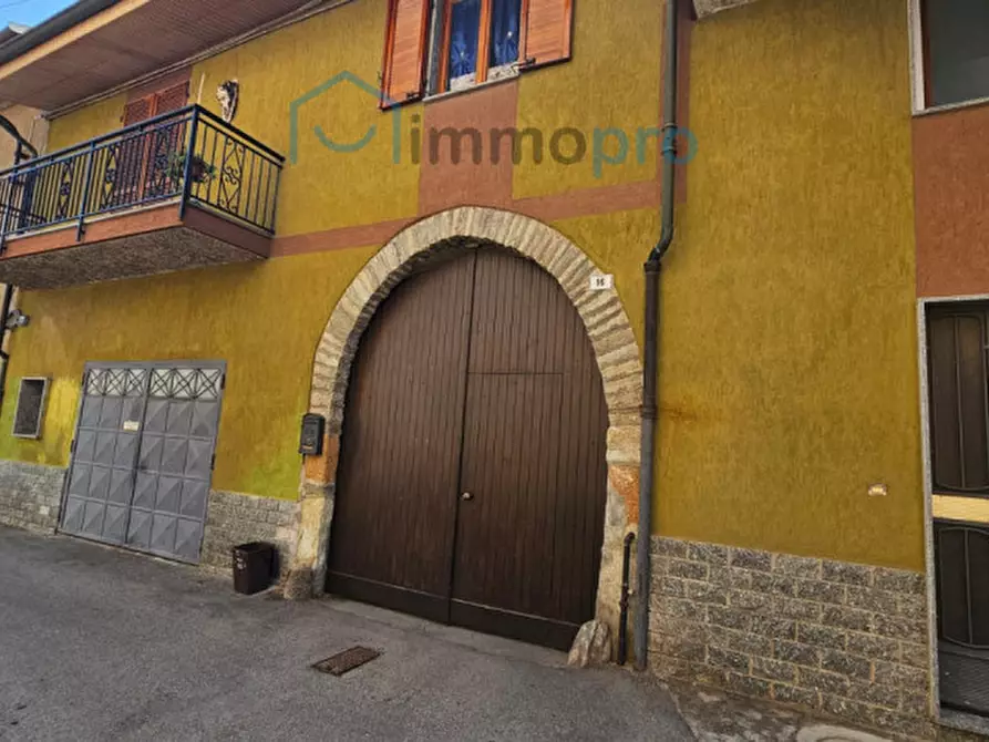 Immagine 3 di Casa indipendente in vendita  in Via Camillo Benso di Cavour 16 a Salassa