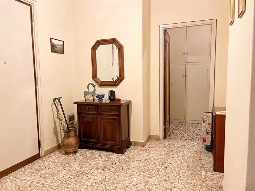 Immagine 4 di Appartamento in vendita  a Rovigo