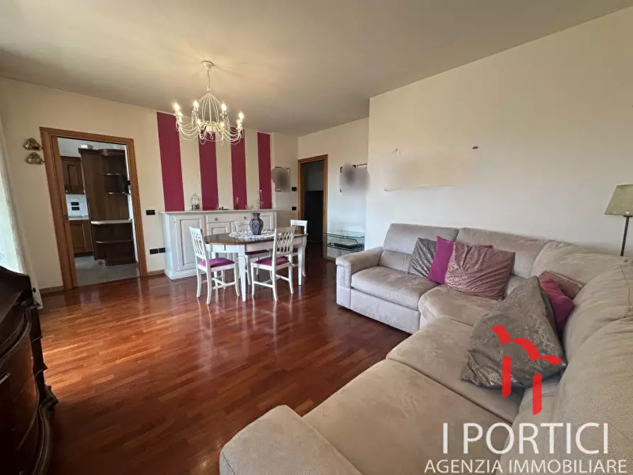 Immagine 2 di Appartamento in vendita  in Via Capitanio a Spinea