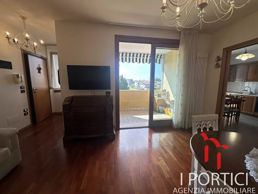 Immagine 7 di Appartamento in vendita  in Via Capitanio a Spinea