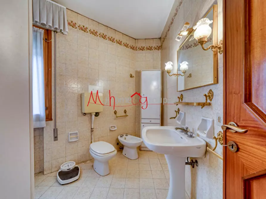 Immagine 12 di Appartamento in vendita  in Via Aristide Stefani a Padova