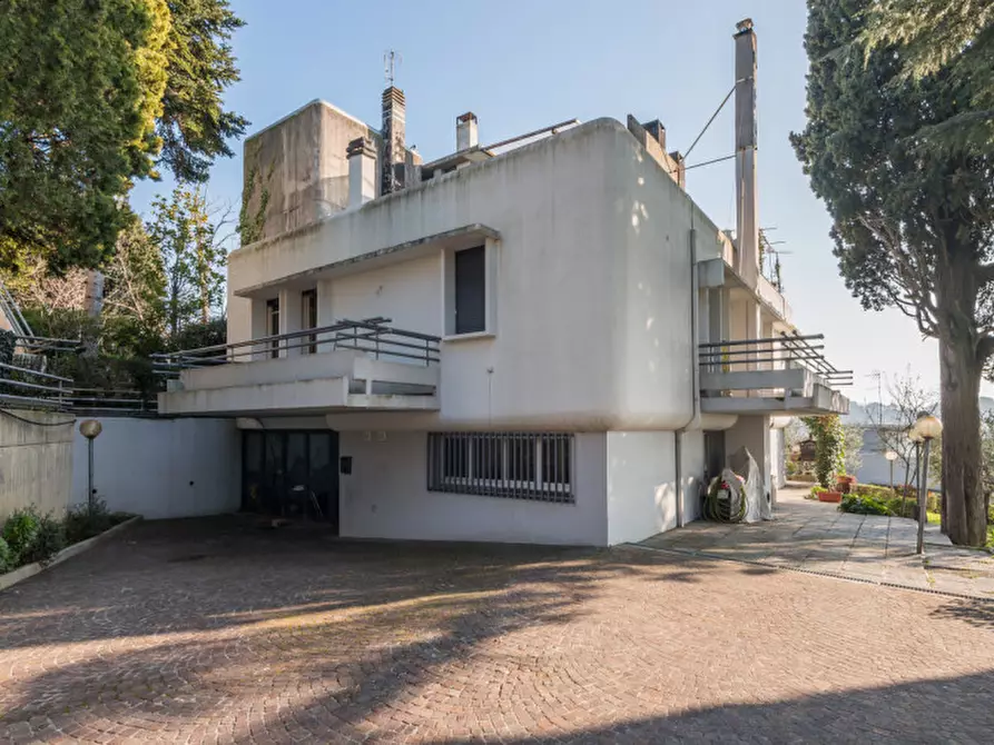 Immagine 5 di Appartamento in vendita  in via adda a Pesaro