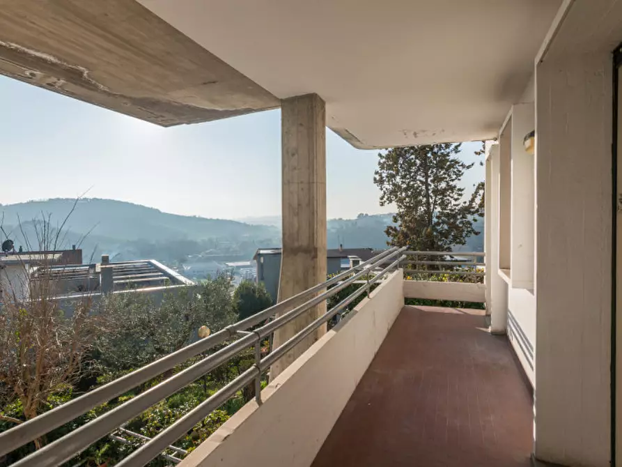 Immagine 6 di Appartamento in vendita  in via adda a Pesaro