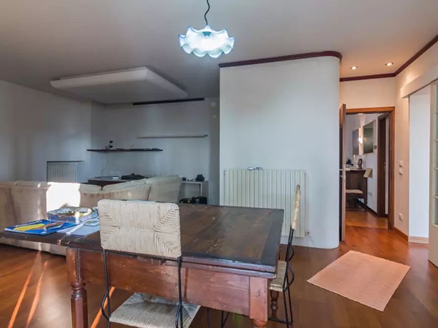 Immagine 9 di Appartamento in vendita  in via adda a Pesaro