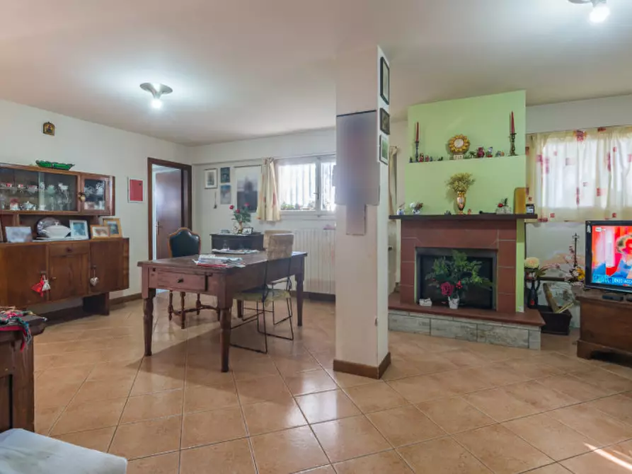 Immagine 22 di Appartamento in vendita  in via adda a Pesaro