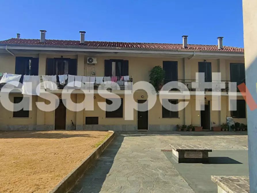 Immagine 1 di Appartamento in vendita  in Via Ettore Amisano a San Salvatore Monferrato